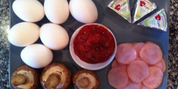 Ham and Cheddar Breakfast Muffins — 1.2g net carbs per serving